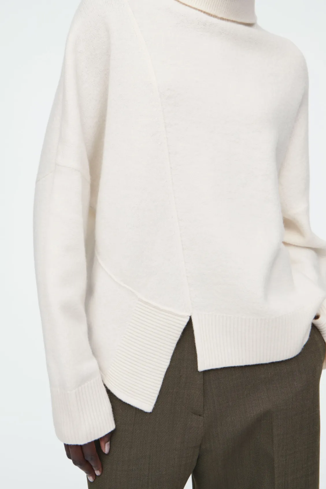 COS ASYMMETRIC MERINO WOOL SWEATER-Women Sweaters & Cardigans