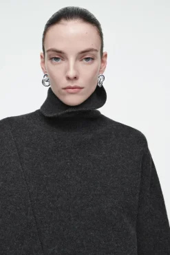 COS ASYMMETRIC MERINO WOOL SWEATER-Women Sweaters & Cardigans