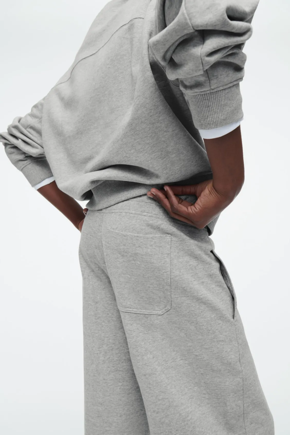COS BARREL-LEG JOGGERS-Women Pants