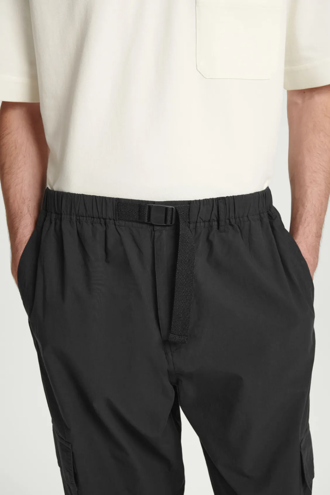 COS BELTED TECHNICAL COTTON CARGO PANTS- Pants