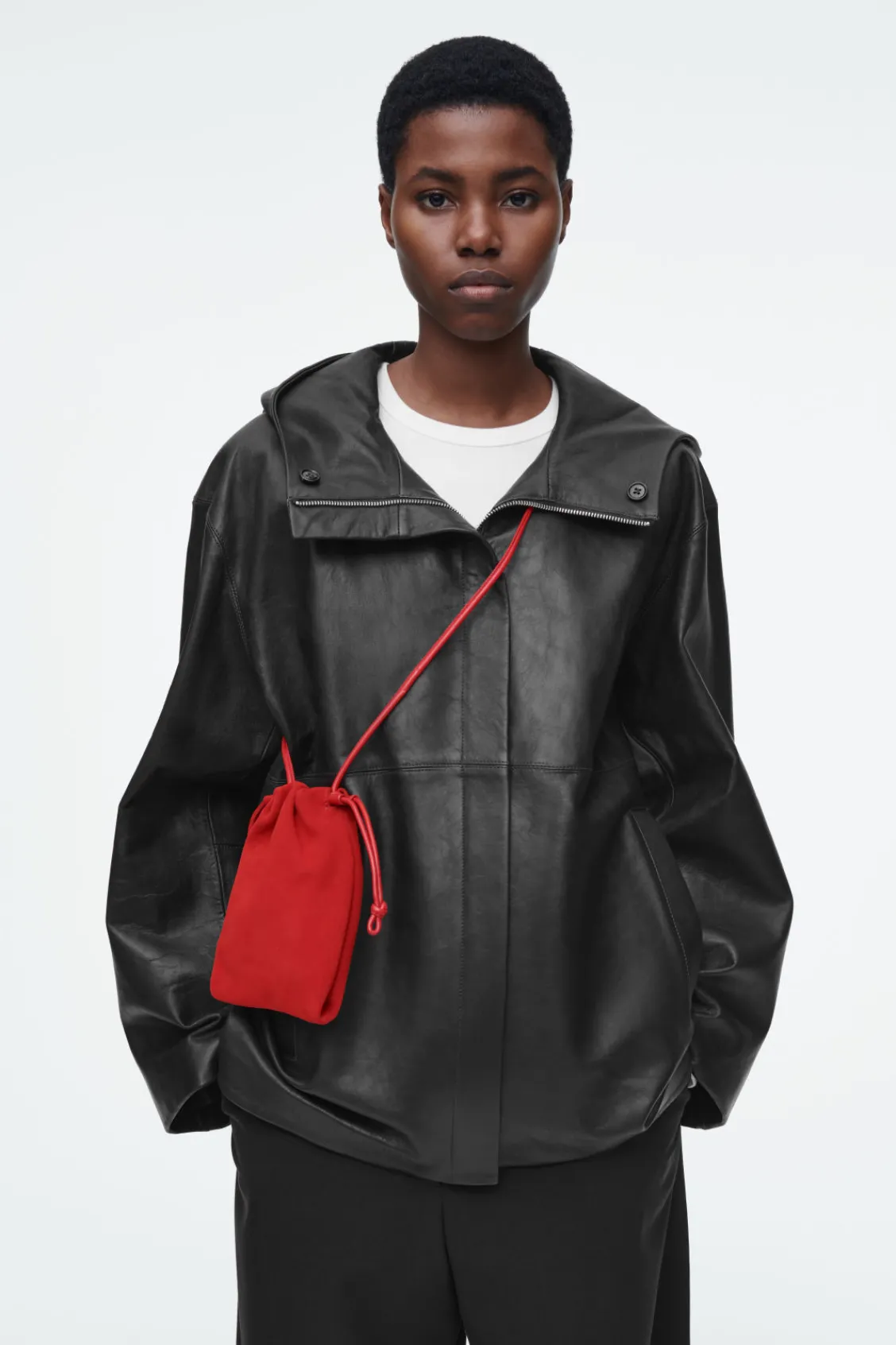 COS CAVATELLI PHONE POUCH - LEATHER-Women Bags