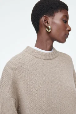 COS CHUNKY PURE CASHMERE CREW-NECK SWEATER-Women Sweaters & Cardigans | Cashmere