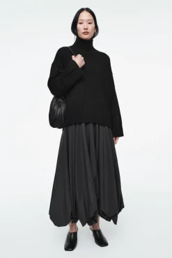 COS CHUNKY PURE CASHMERE TURTLENECK SWEATER-Women Cashmere | Sweaters & Cardigans