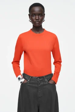 COS CLEAN CUT REGULAR LONG-SLEEVED T-SHIRT-Women T-Shirts | Tops