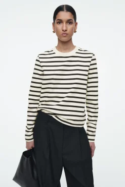 COS CLEAN CUT REGULAR LONG-SLEEVED T-SHIRT-Women T-Shirts | Tops