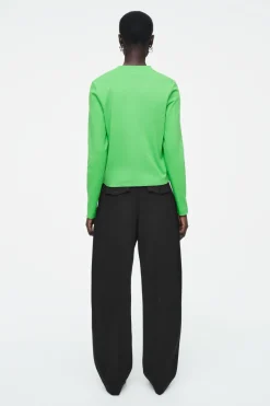 COS CLEAN CUT REGULAR LONG-SLEEVED T-SHIRT-Women T-Shirts | Tops