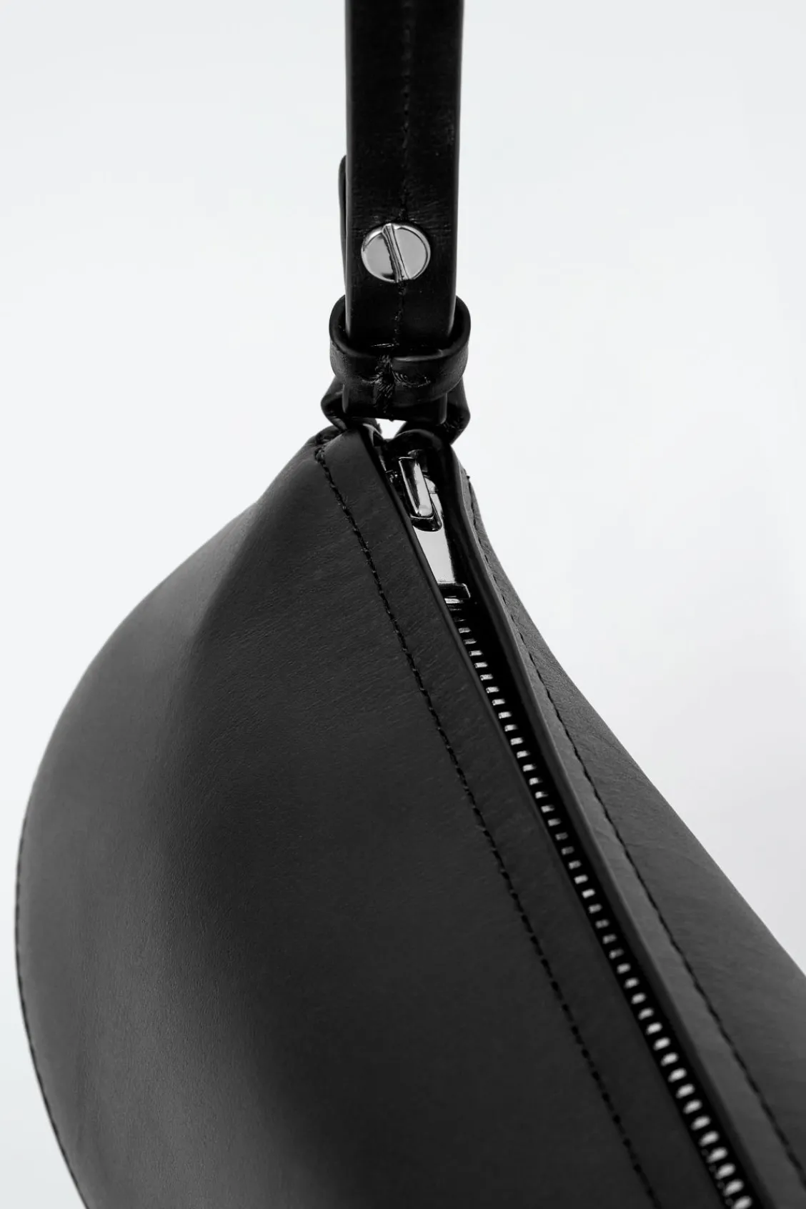 COS COVE CLUTCH - LEATHER-Women Bags