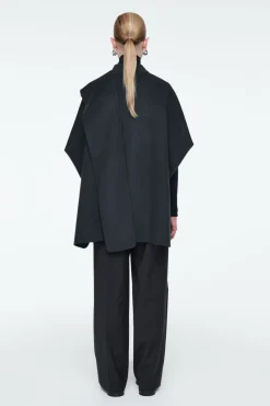 COS DOUBLE-FACED WOOL SCARF CAPE-Women Capes & Hybrids | Coats & Jackets