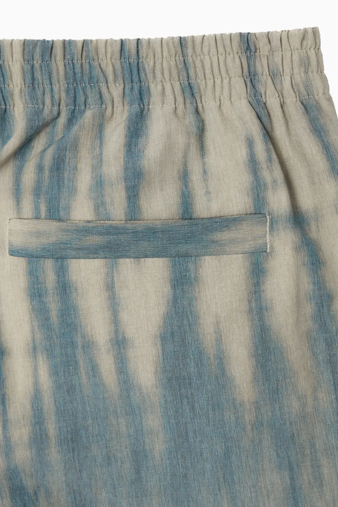 COS ELASTICATED BERMUDA SHORTS- Pants