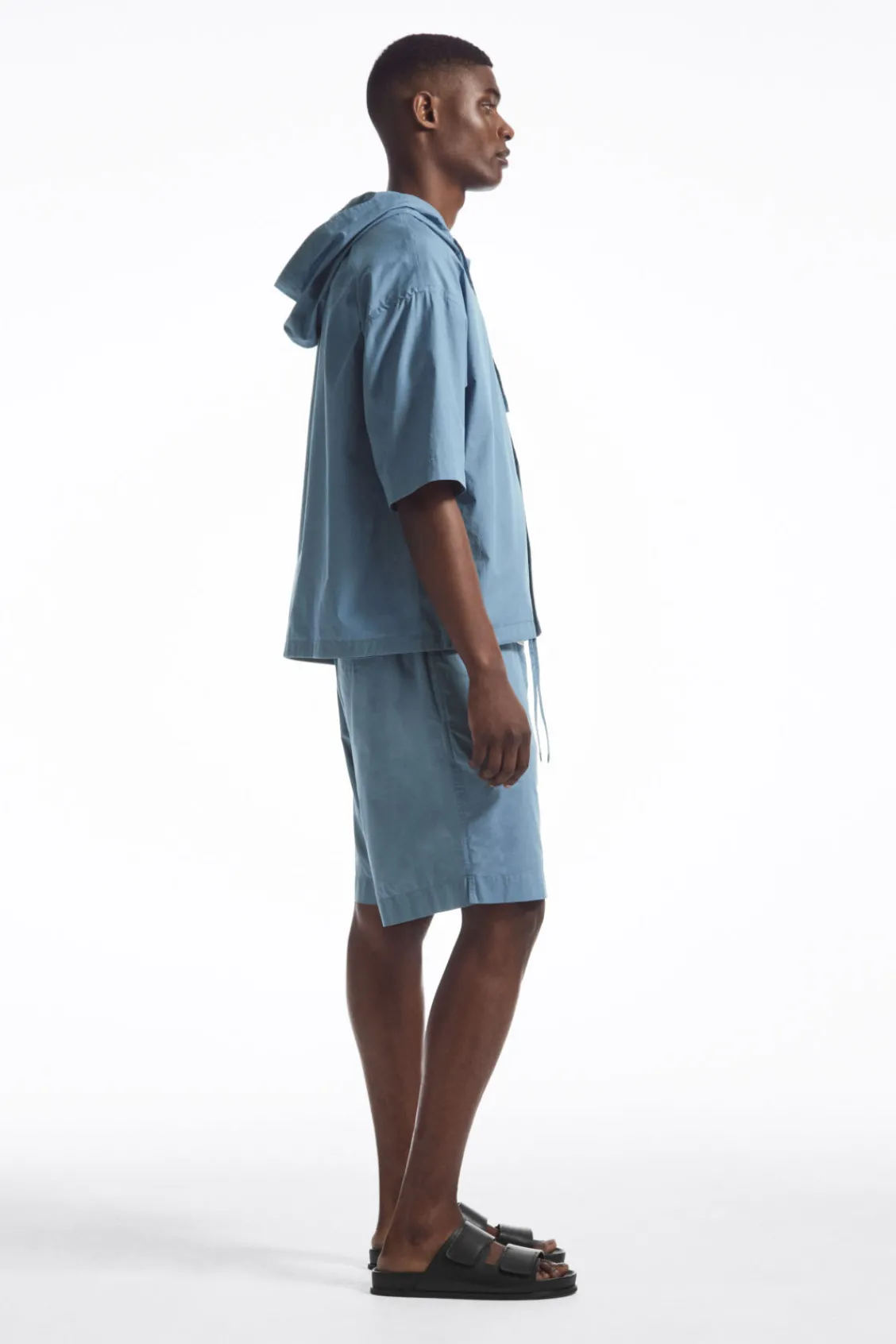 COS ELASTICATED COTTON SHORTS- Pants