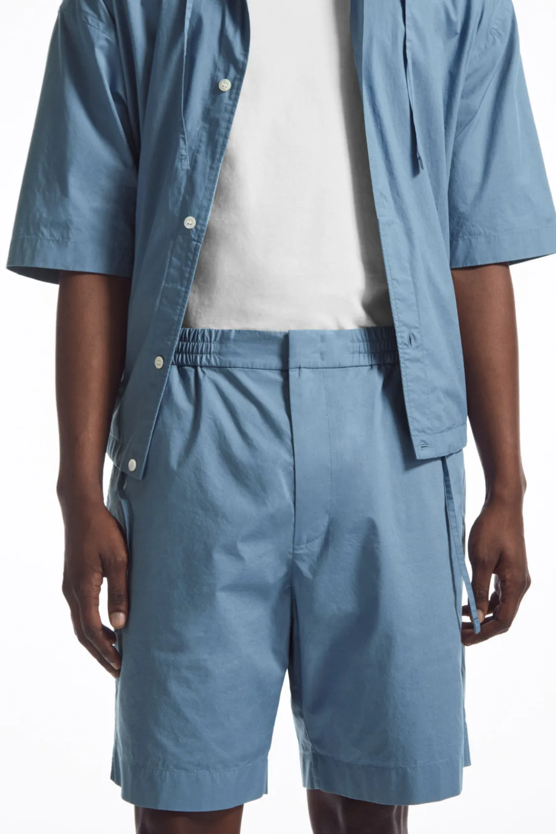 COS ELASTICATED COTTON SHORTS- Pants