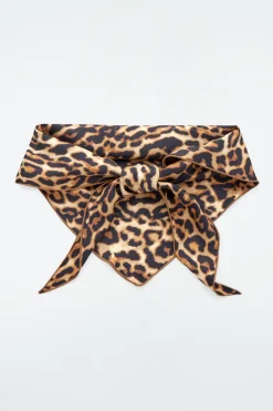 COS -PRINT SILK TRIANGLE SCARF-Women Hats & Scarves