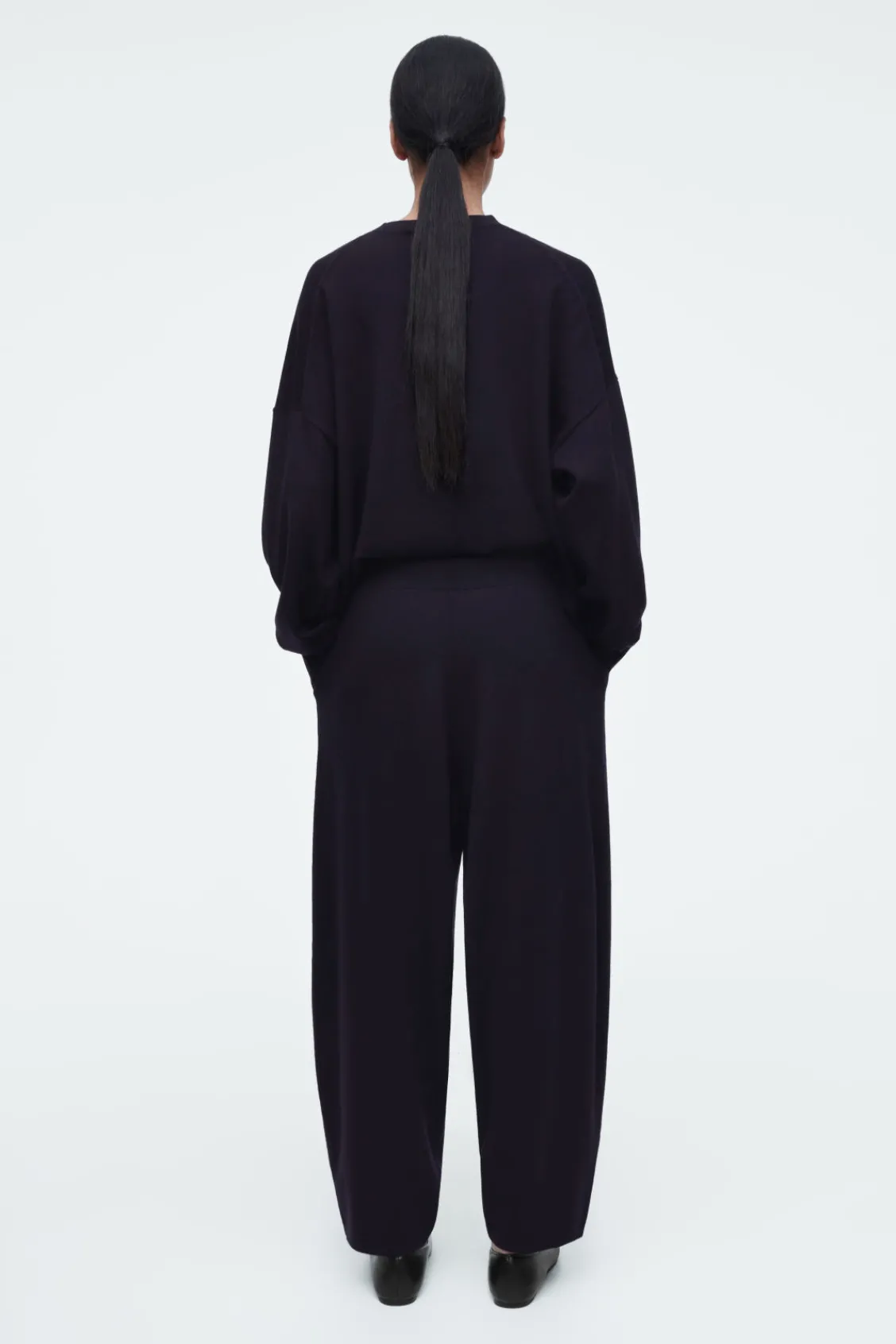COS MERINO WOOL BARREL-LEG TROUSERS-Women Pants | Sweaters & Cardigans