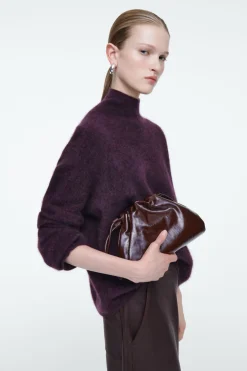 COS MINI CAVATELLI CLUTCH - LEATHER-Women Bags