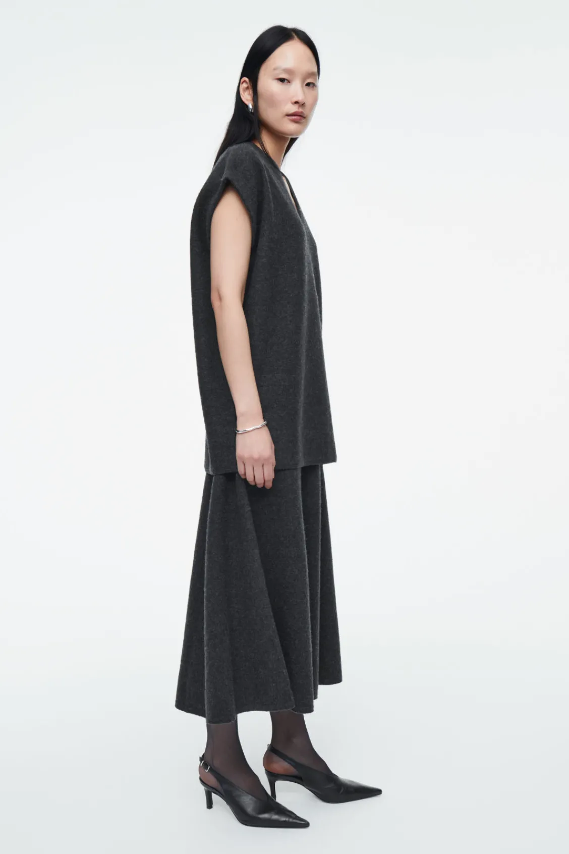 COS OVERSIZED BOILED-WOOL TANK-Women Tops | Sweaters & Cardigans