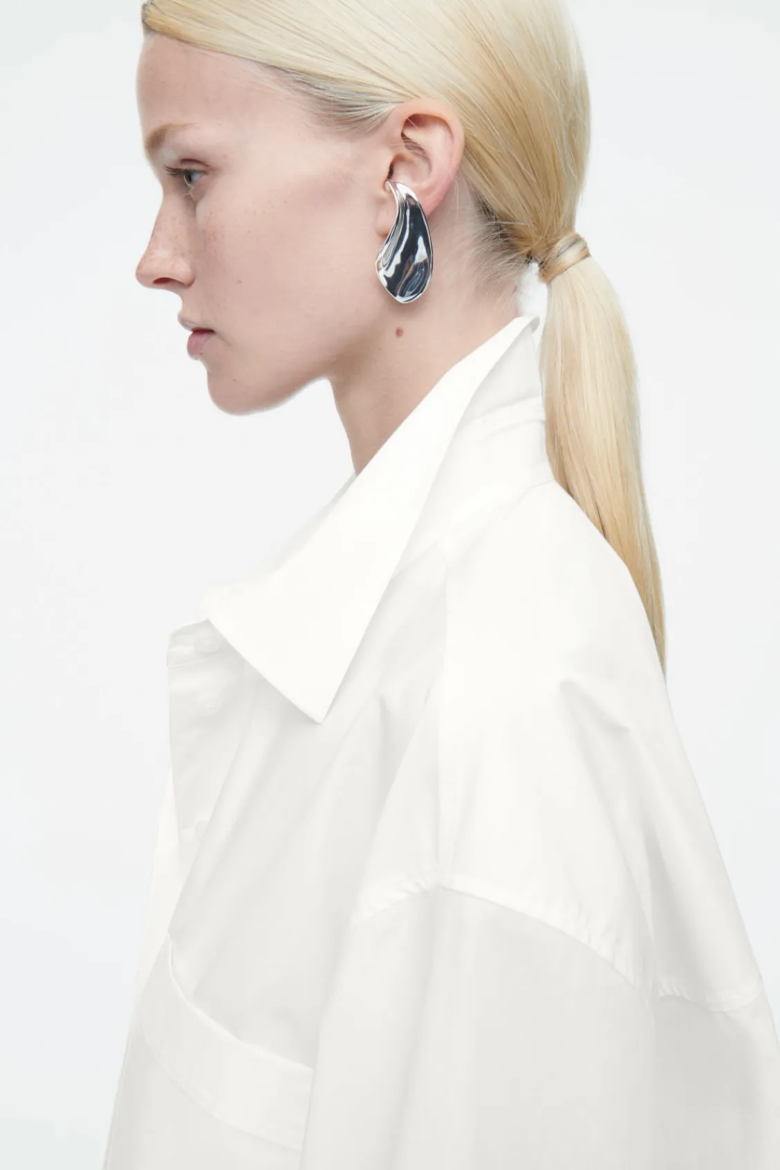 COS OVERSIZED CURVED-HEM SHIRT-Women Shirts & Blouses | Tops