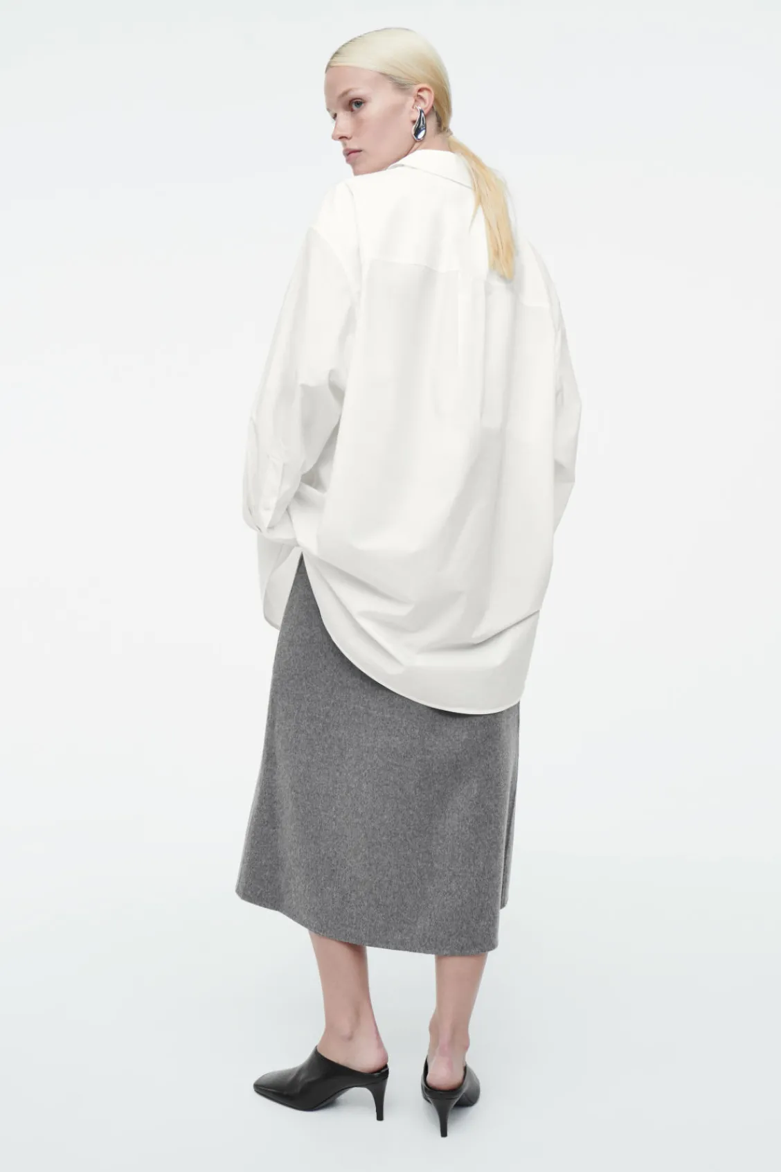 COS OVERSIZED CURVED-HEM SHIRT-Women Shirts & Blouses | Tops