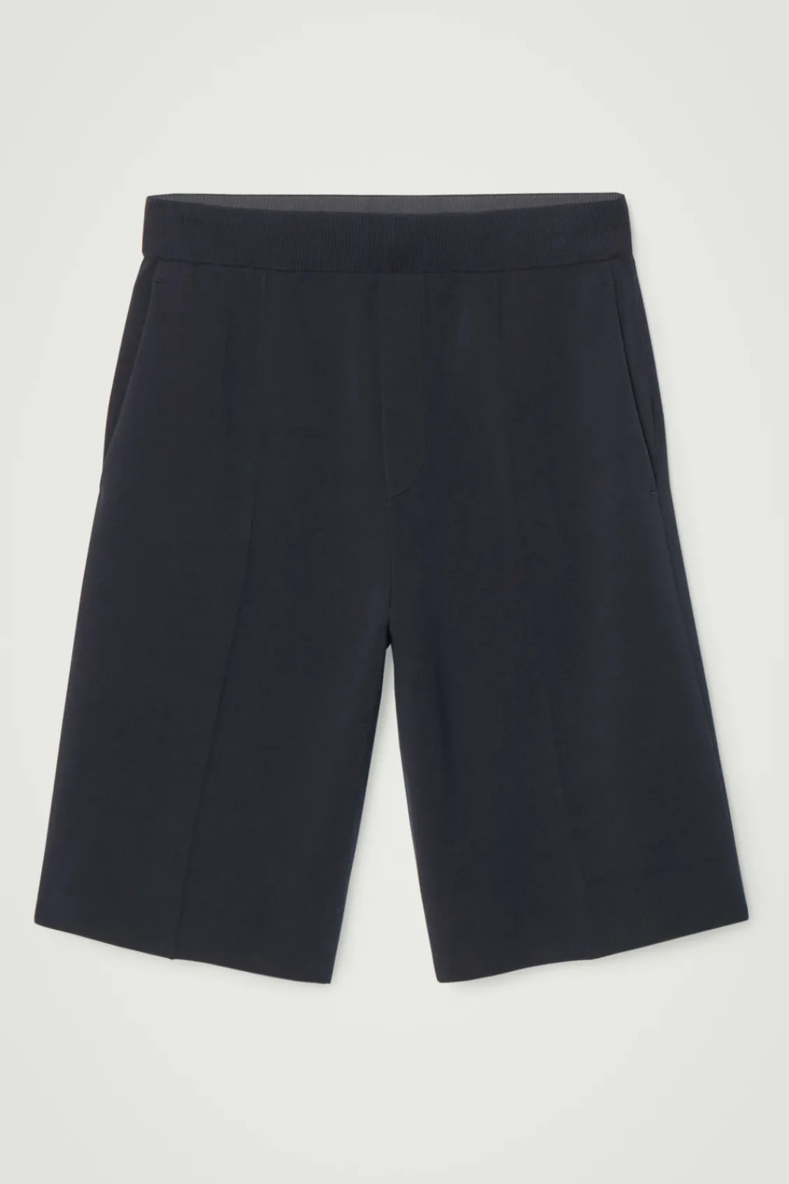 COS OVERSIZED DOUBLE-FACED KNITTED BERMUDA SHORTS- Pants