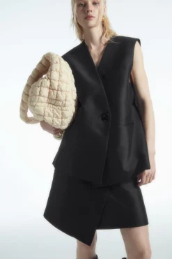 COS OVERSIZED QUILTED CROSSBODY-Women Bags & Wallets | Bags