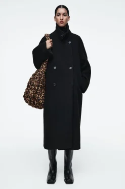 COS OVERSIZED QUILTED CROSSBODY-Women Bags | Bags & Wallets