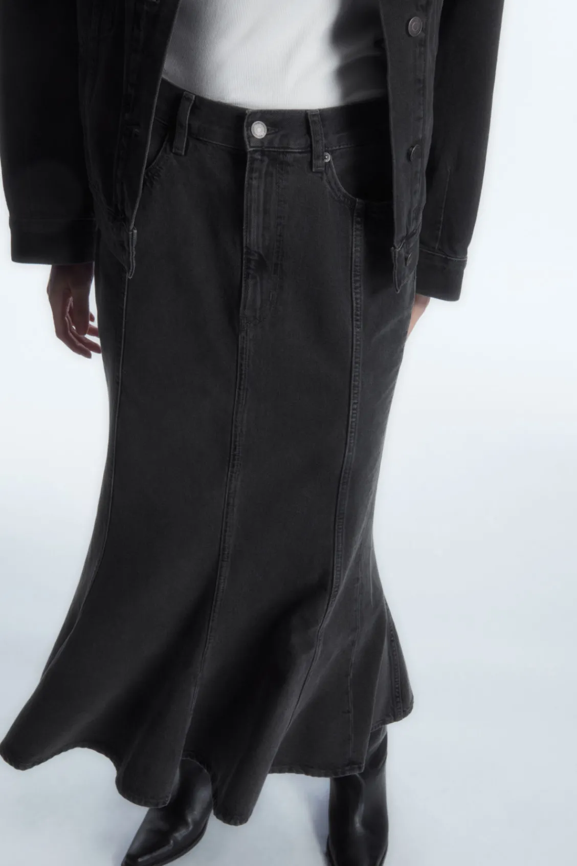 COS PANELED FLARED DENIM SKIRT-Women Skirts