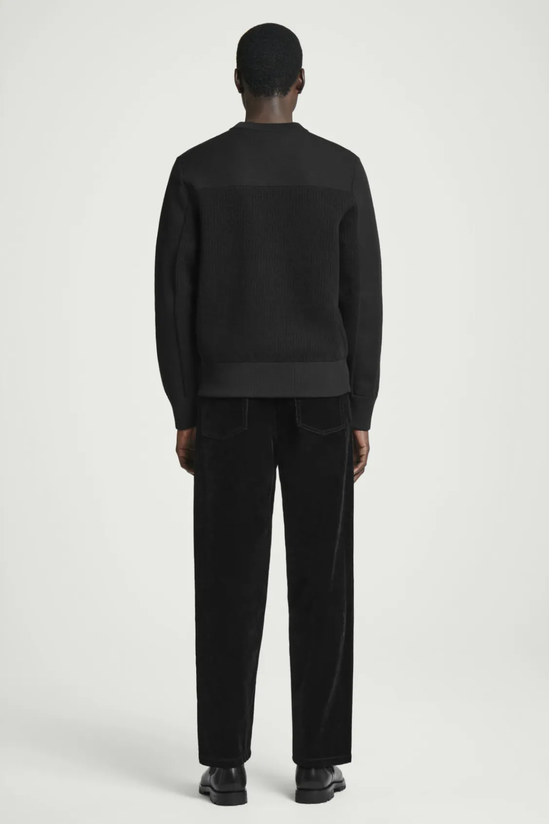 COS PANELLED WOOL V-NECK JUMPER- Sweaters & Cardigans