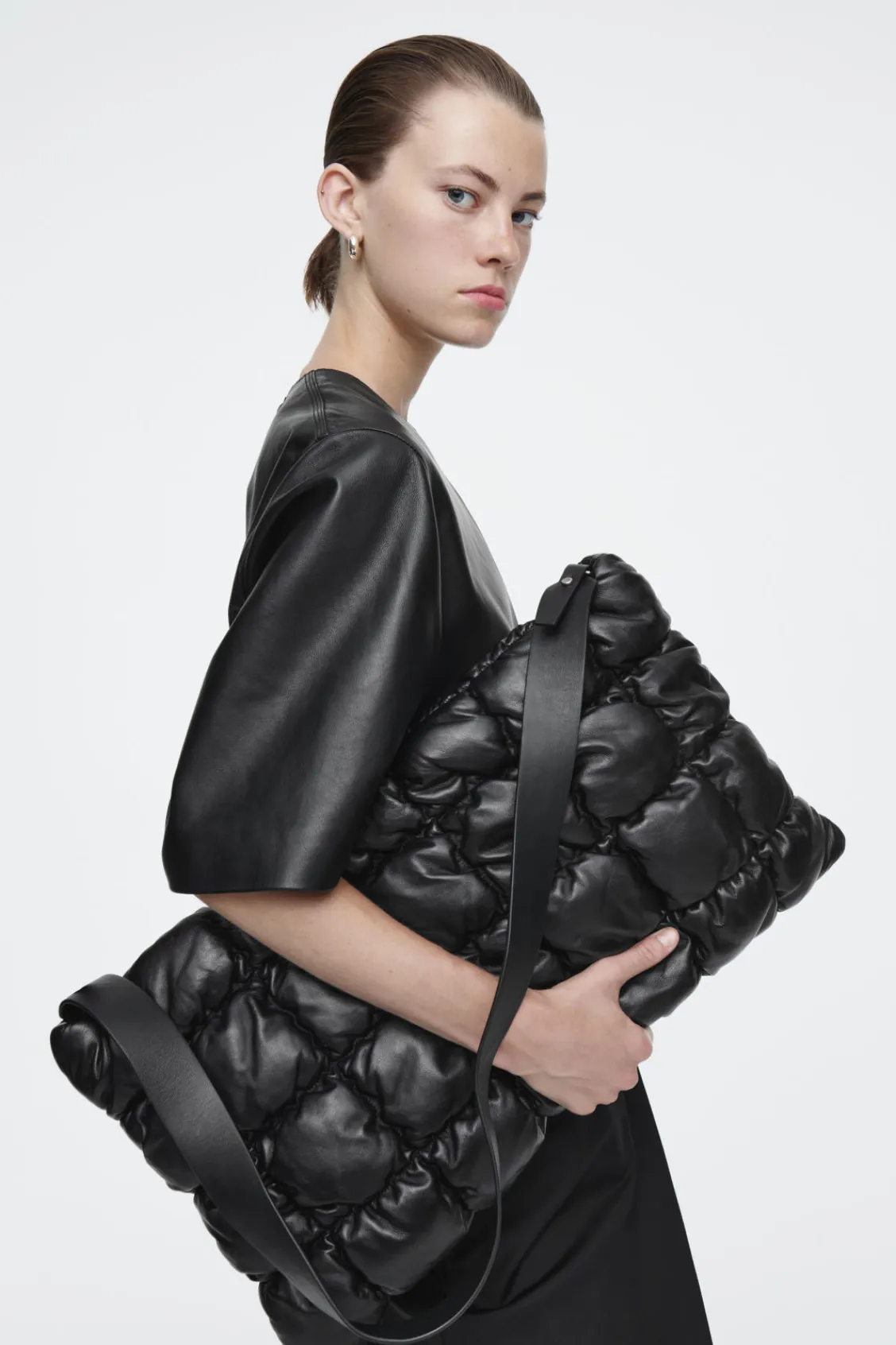 COS PILLOW OVERSIZED QUILTED CLUTCH - LEATHER-Women Bags
