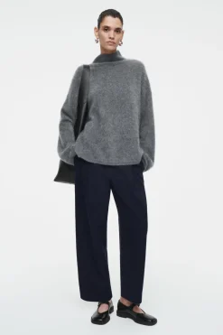 COS PLEATED BARREL-LEG CHINOS-Women Pants