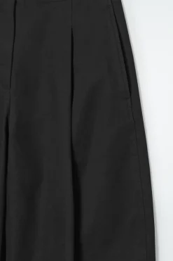 COS PLEATED BARREL-LEG CHINOS-Women Pants