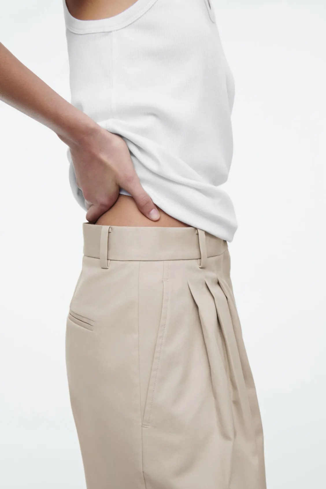 COS PLEATED BARREL-LEG COTTON PANTS-Women Pants