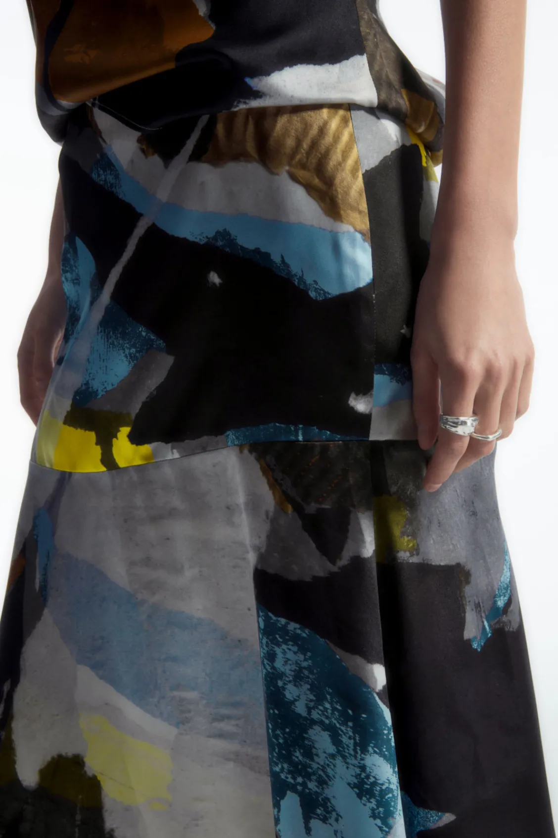 COS PRINTED FLARED MAXI SKIRT-Women Skirts
