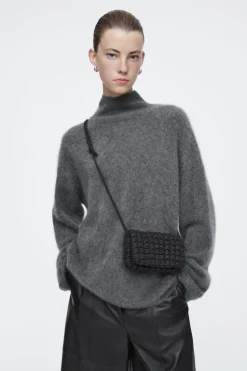 COS QUILTED CROSSBODY MESSENGER-Women Bags