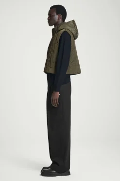 COS QUILTED HOODED HYBRID VEST- Hats & Scarves | Coats & Jackets