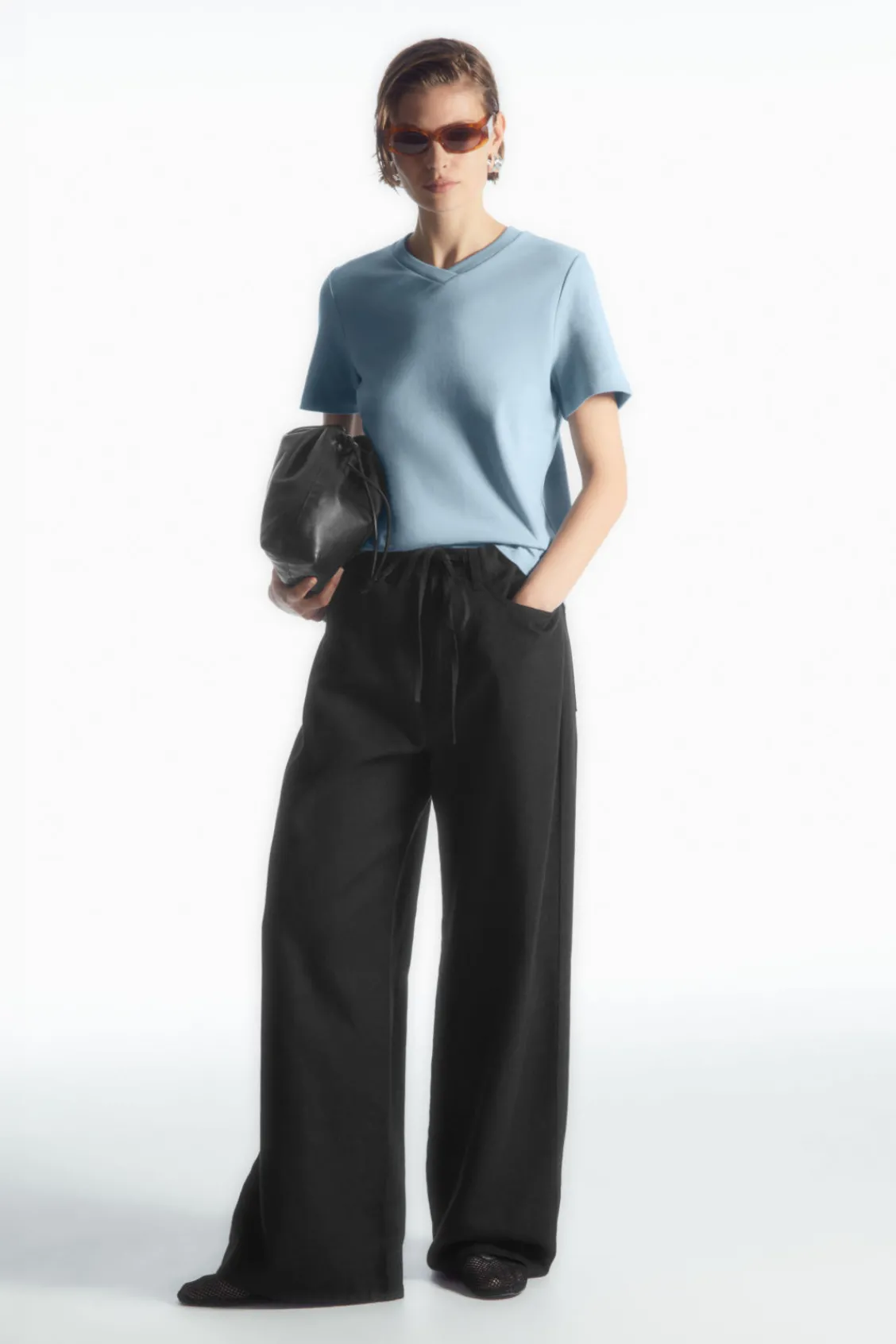 COS REGULAR BOXY V-NECK T-SHIRT-Women T-Shirts | Tops
