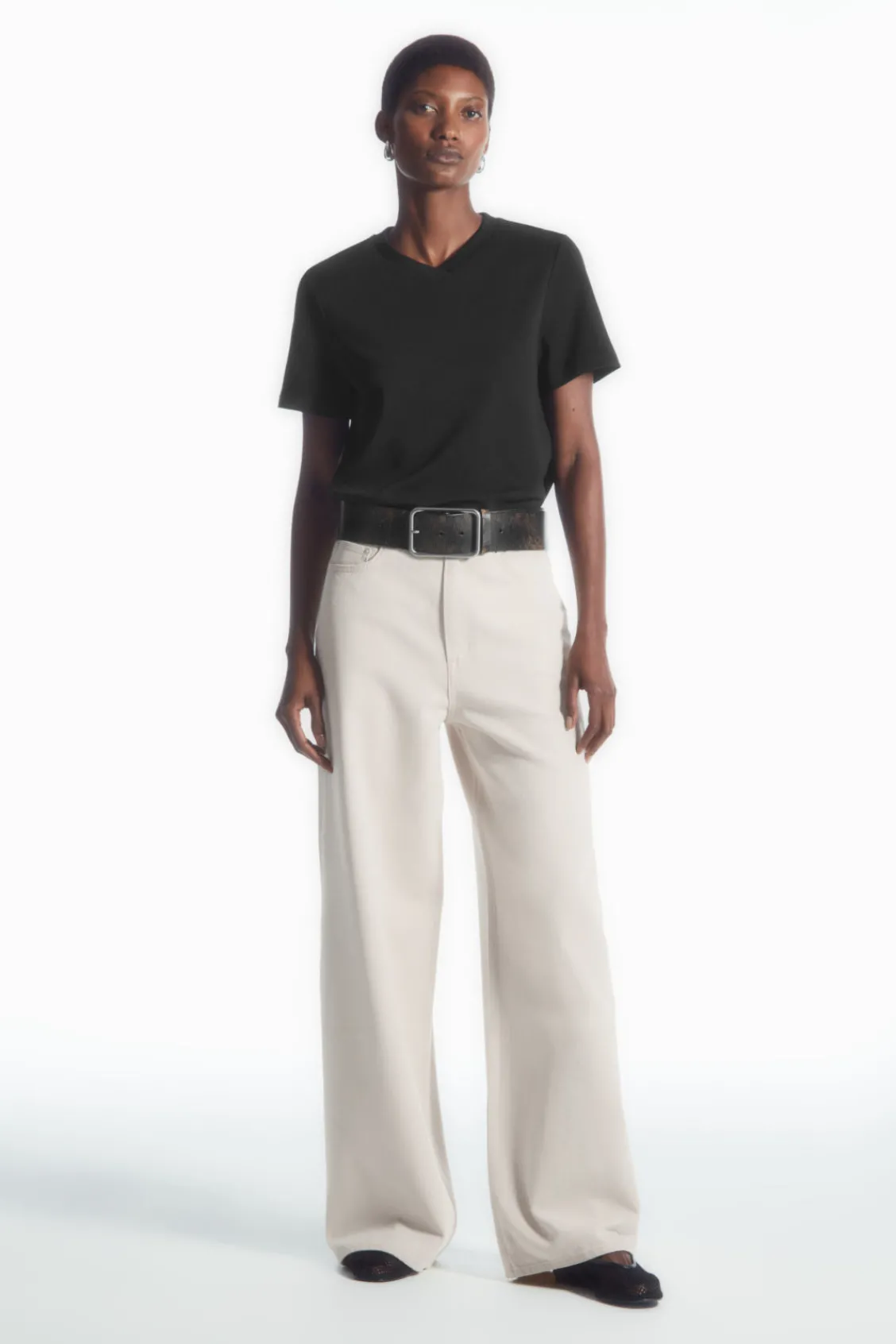 COS REGULAR BOXY V-NECK T-SHIRT-Women Tops