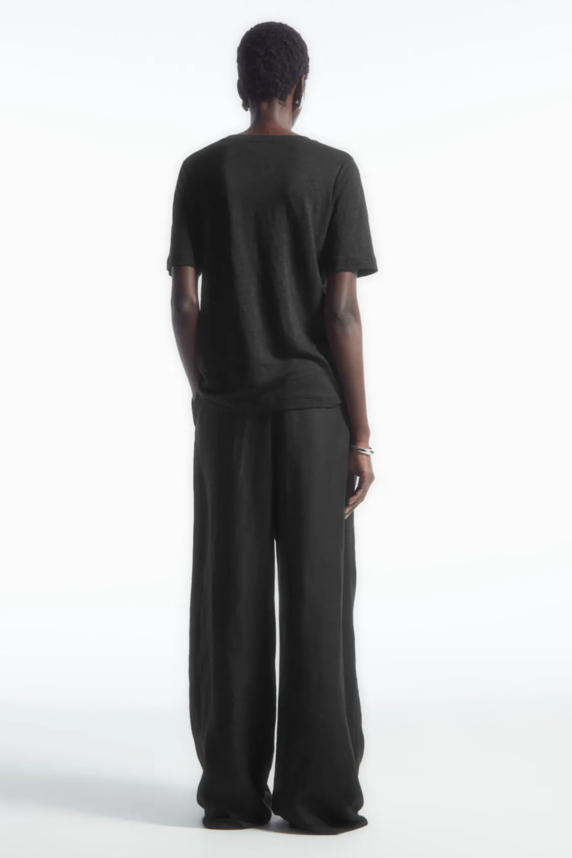 COS REGULAR V-NECK LINEN T-SHIRT-Women T-Shirts | Tops