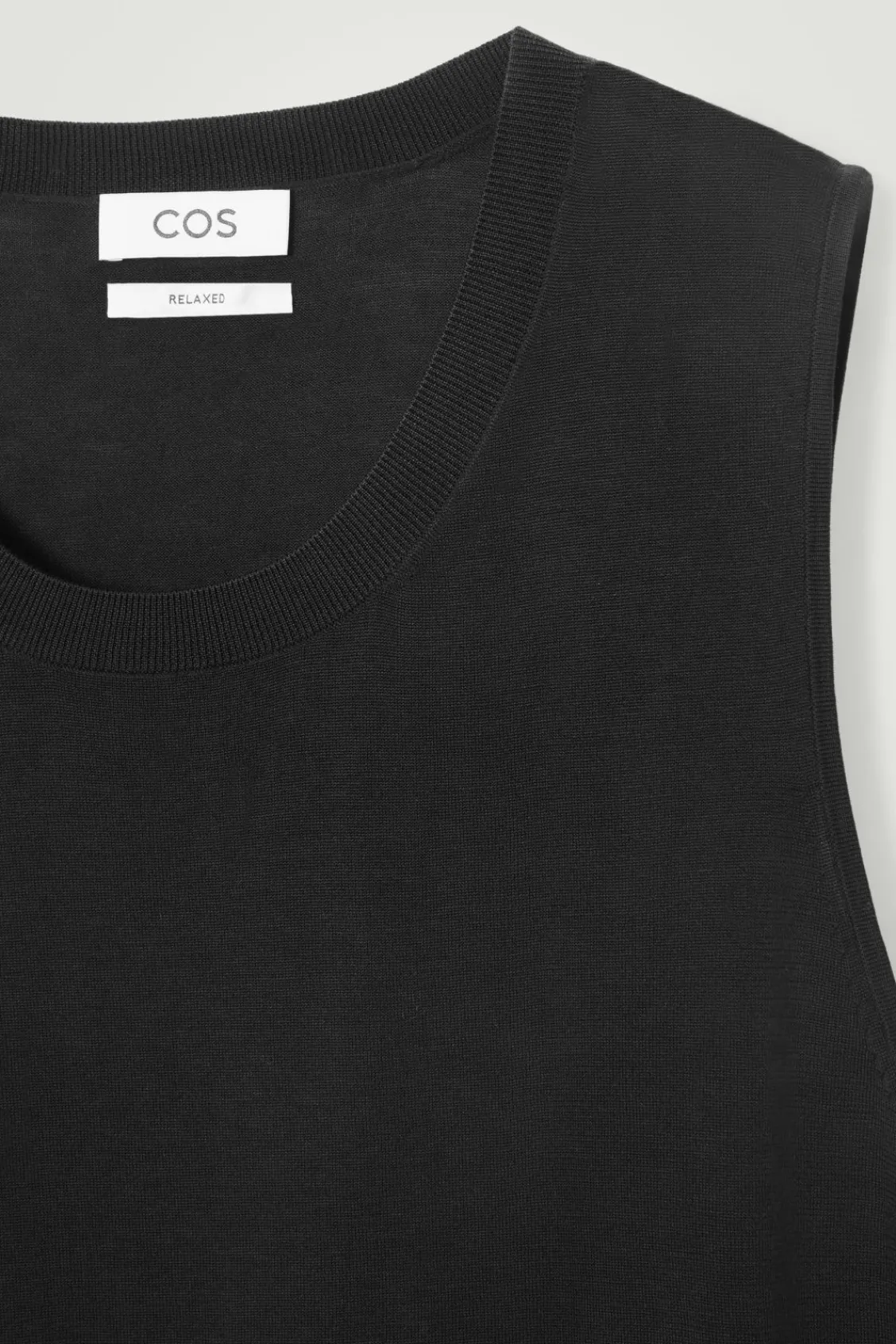 COS RELAXED KNITTED SILK VEST- T-Shirts | Sweaters & Cardigans