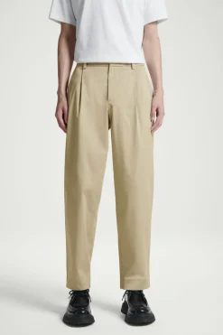 COS RELAXED PLEATED COTTON TAPERED PANTS- Pants