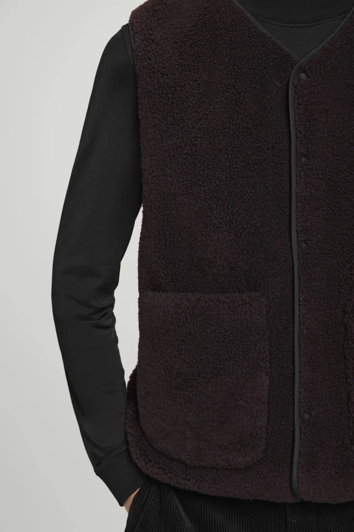 COS REVERSIBLE FAUX SHEARLING GILET- Coats & Jackets