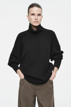 COS RIBBED MERINO WOOL TURTLENECK SWEATER-Women Sweaters & Cardigans
