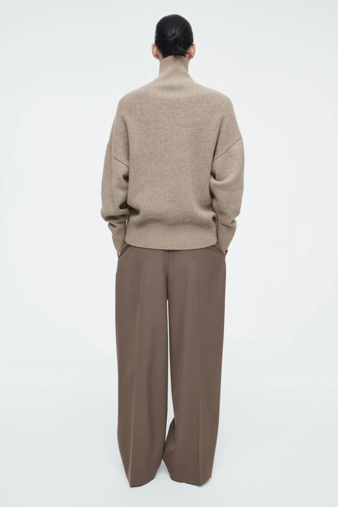COS RIBBED MERINO WOOL TURTLENECK SWEATER-Women Sweaters & Cardigans