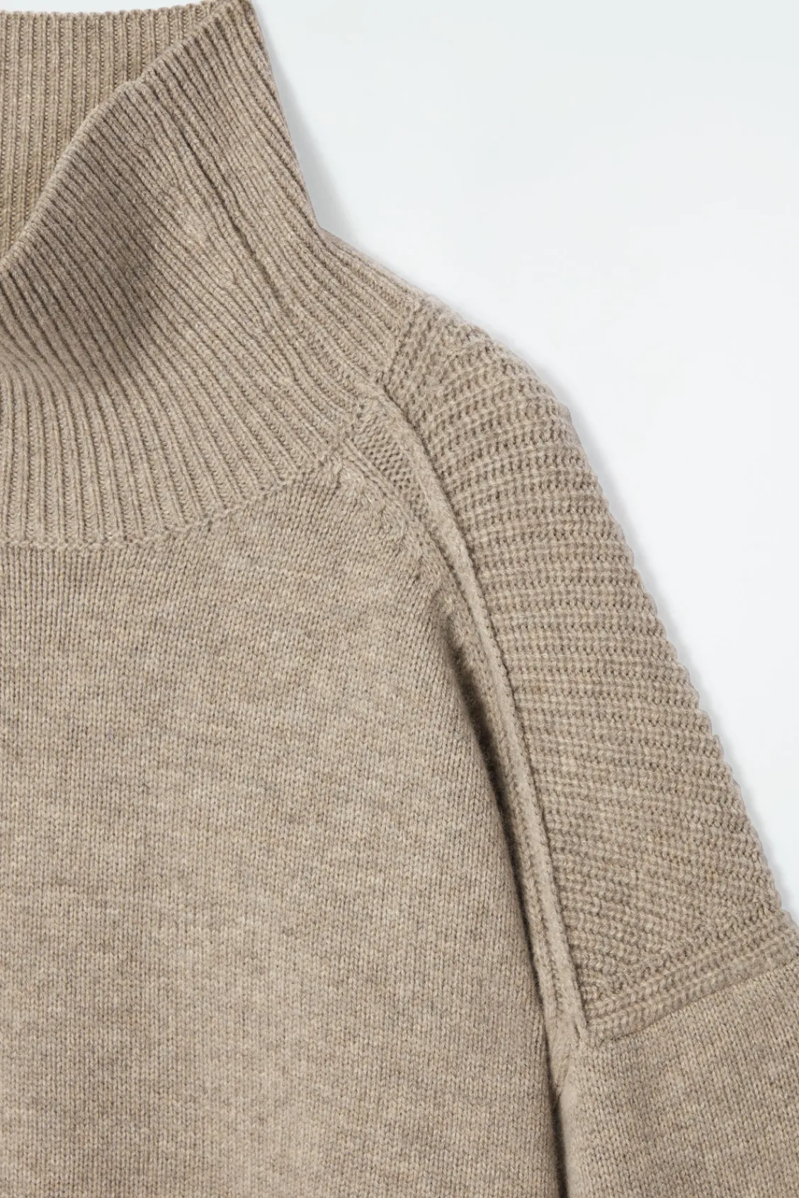 COS RIBBED MERINO WOOL TURTLENECK SWEATER-Women Sweaters & Cardigans