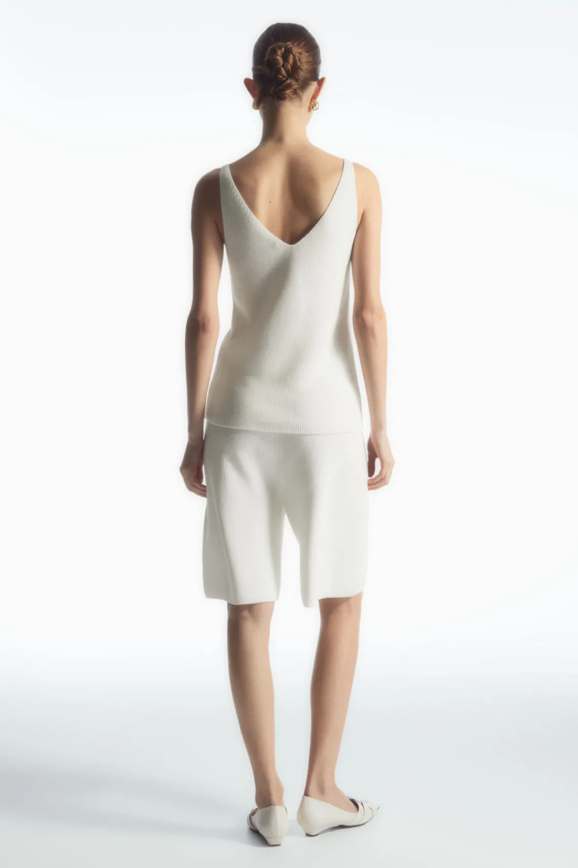 COS RIBBED-KNIT BERMUDA SHORTS-Women Pants | Sweaters & Cardigans