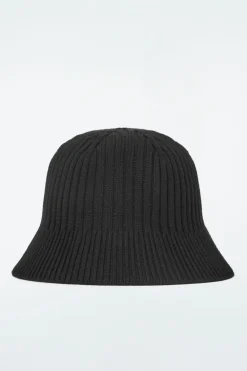 COS RIBBED-KNIT BUCKET HAT-Women Hats & Scarves