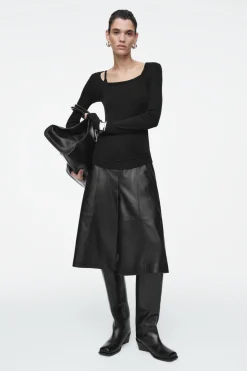 COS SCOOP-NECK MERINO WOOL LONG-SLEEVED TOP-Women Tops | Sweaters & Cardigans