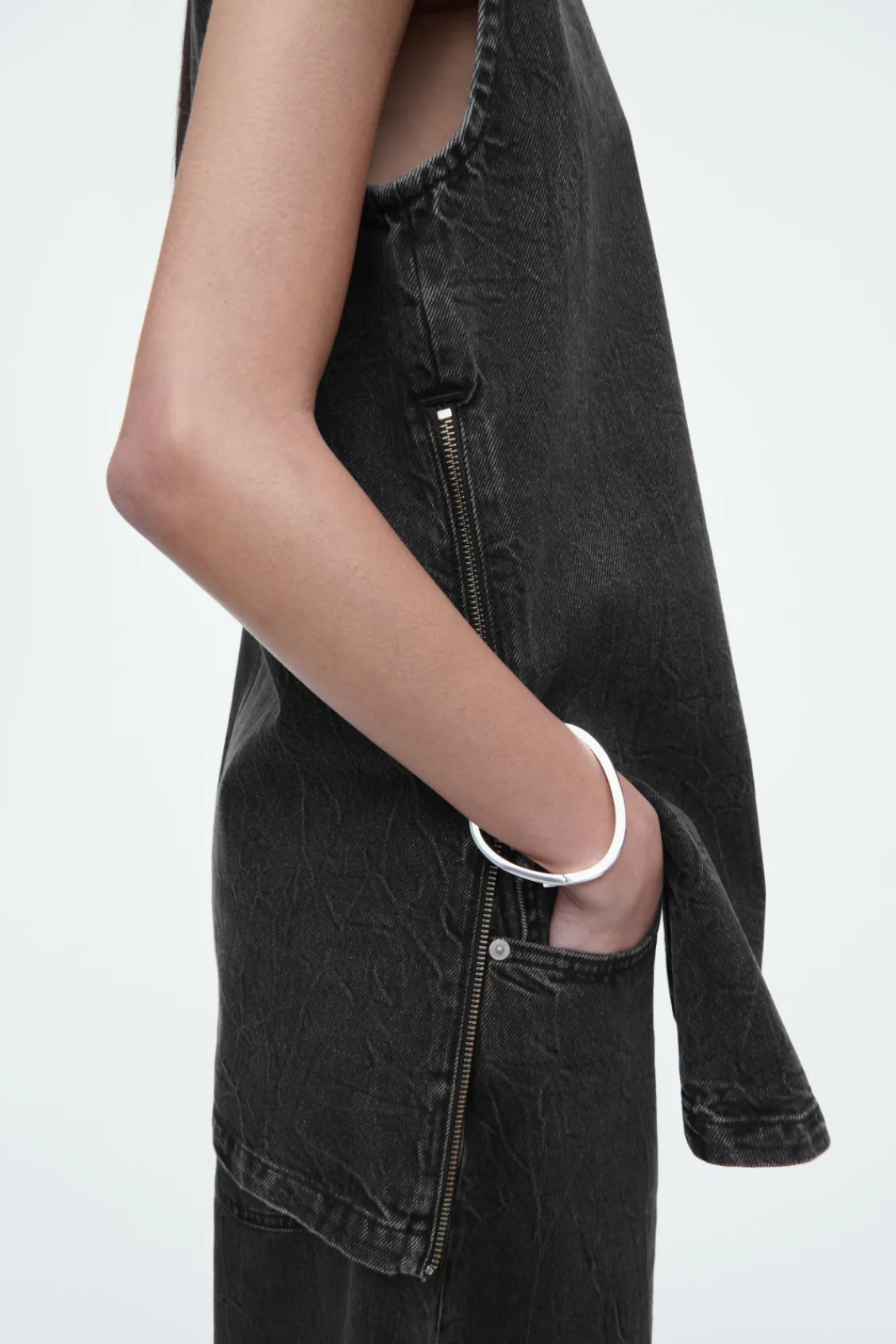 COS SLEEVELESS ZIP-UP DENIM TOP-Women Tops