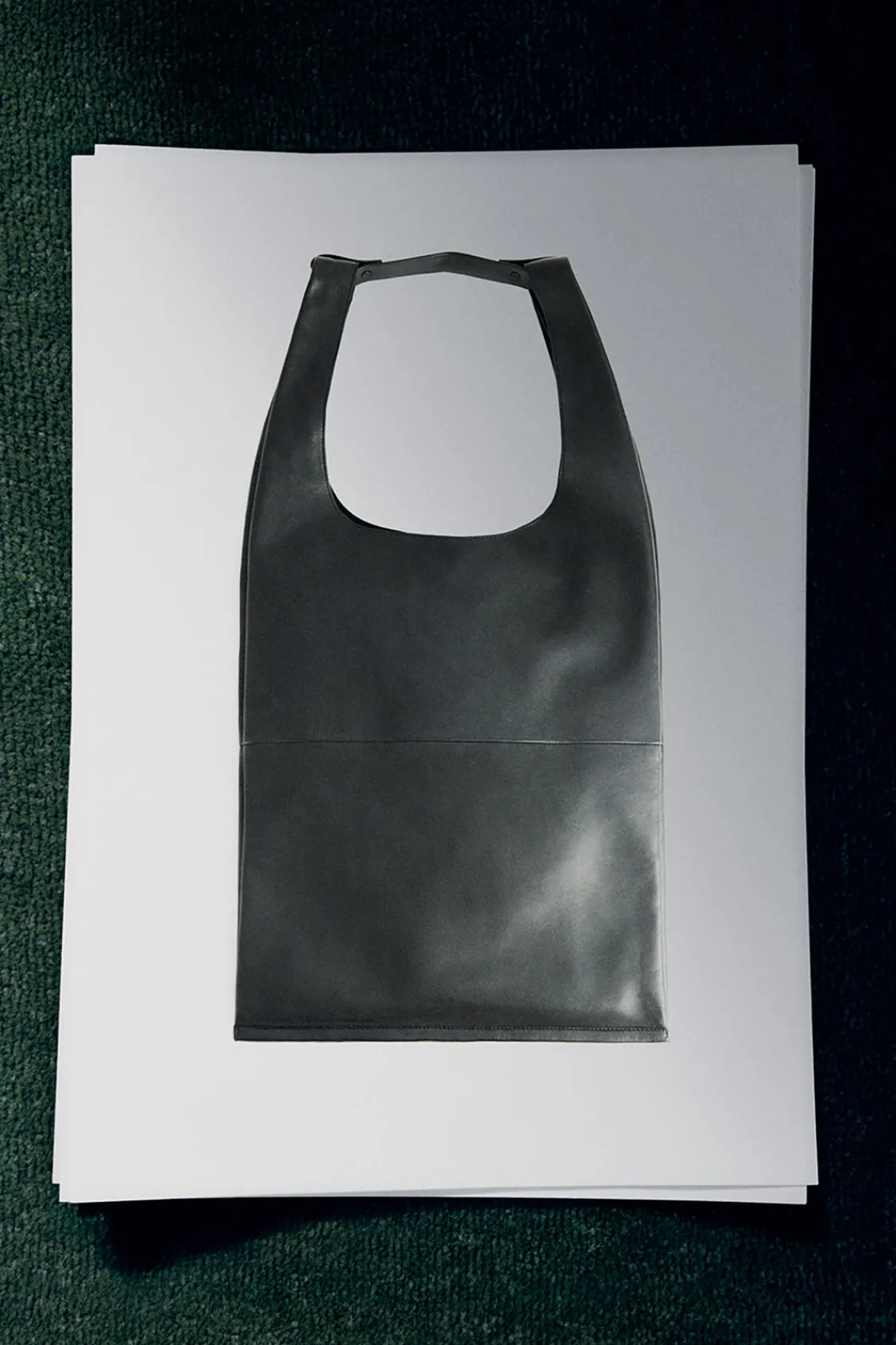 COS SLOUCHY TOTE - LEATHER- Bags & Wallets