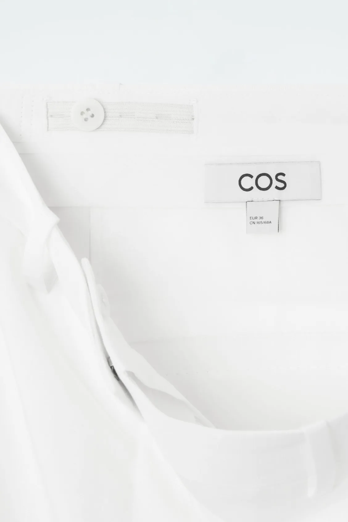COS TAILORED KNEE-LENGTH SHORTS-Women Pants