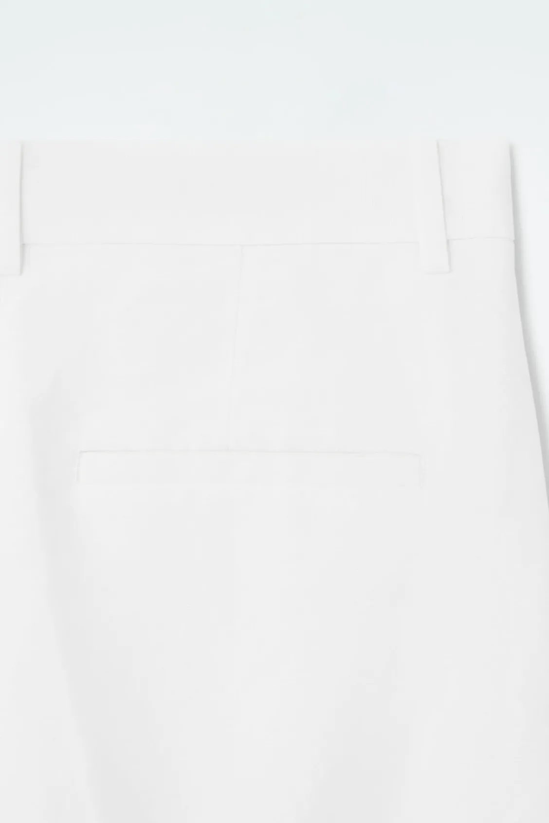 COS TAILORED KNEE-LENGTH SHORTS-Women Pants