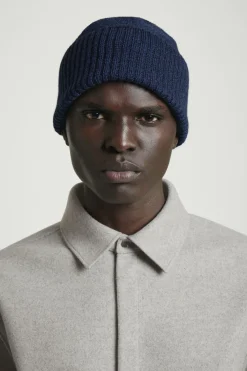 COS TEXTURED WOOL BEANIE- Hats & Scarves
